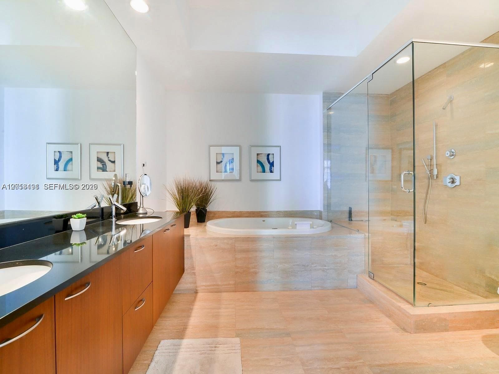 15811 Collins Ave # 2703, Sunny Isles Beach FL 33160 — 14