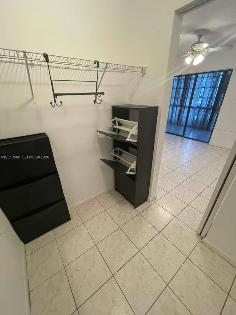 809 NE 199th St # 7, Miami FL 33179 — 15