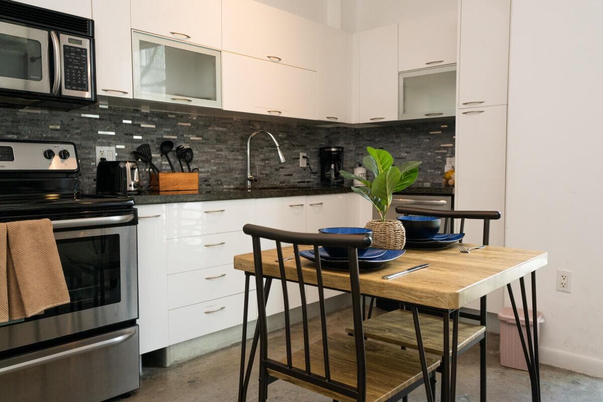 133 NE 2nd Avenue # 810, Miami FL 33132 — 6