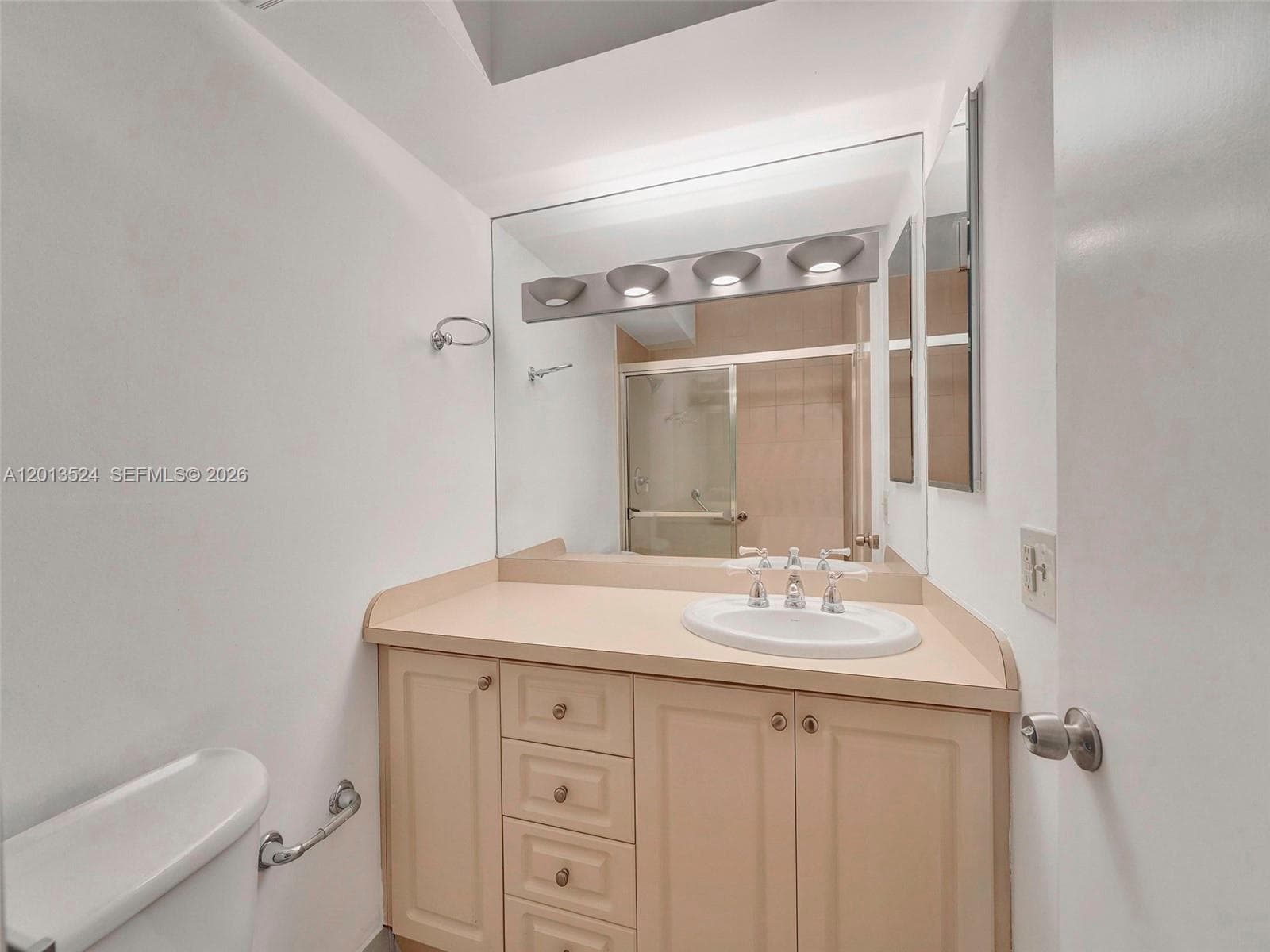 9420 W Flagler St # 312, Miami FL 33174 — 16