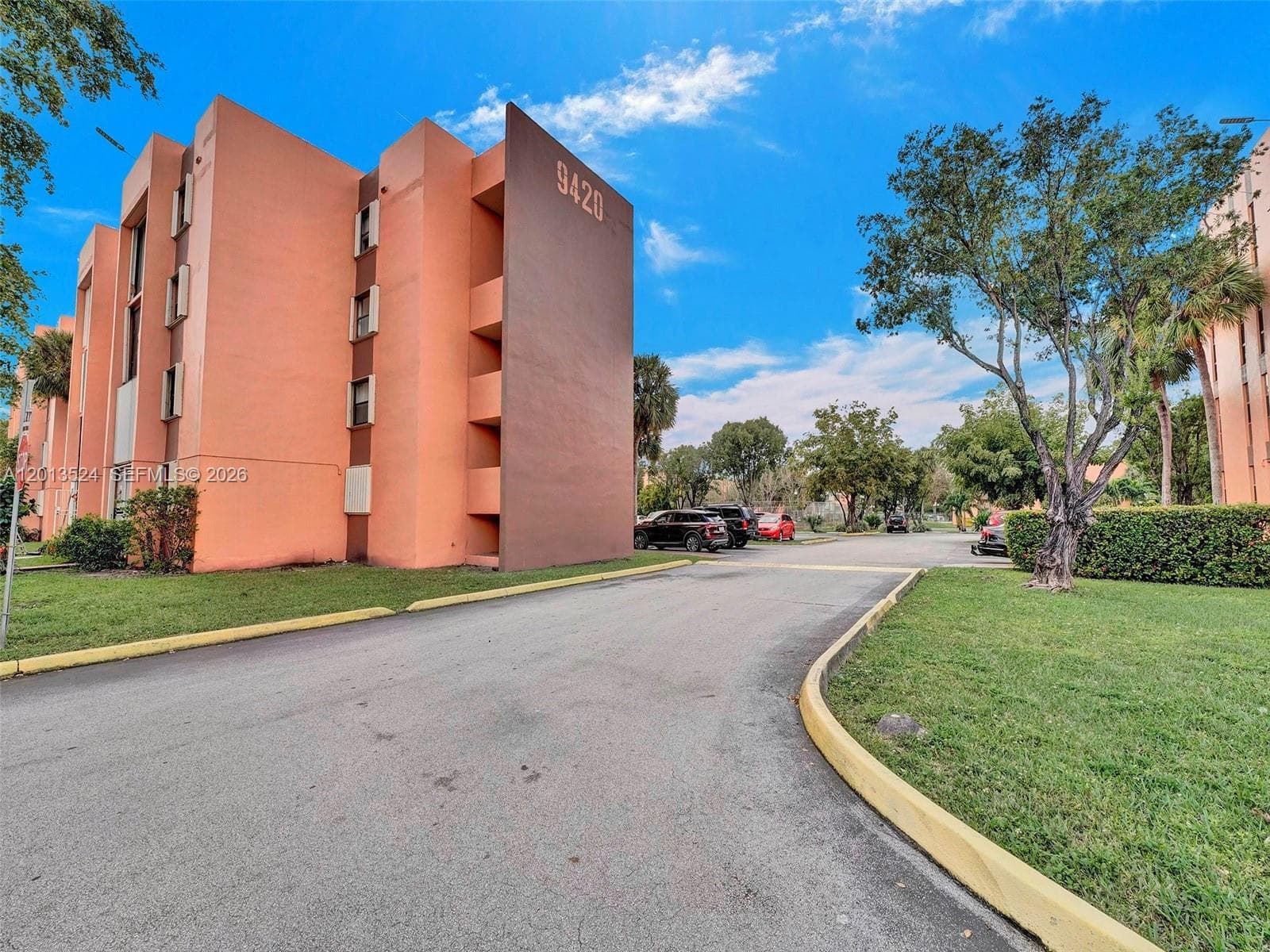 9420 W Flagler St # 312, Miami FL 33174 — 22
