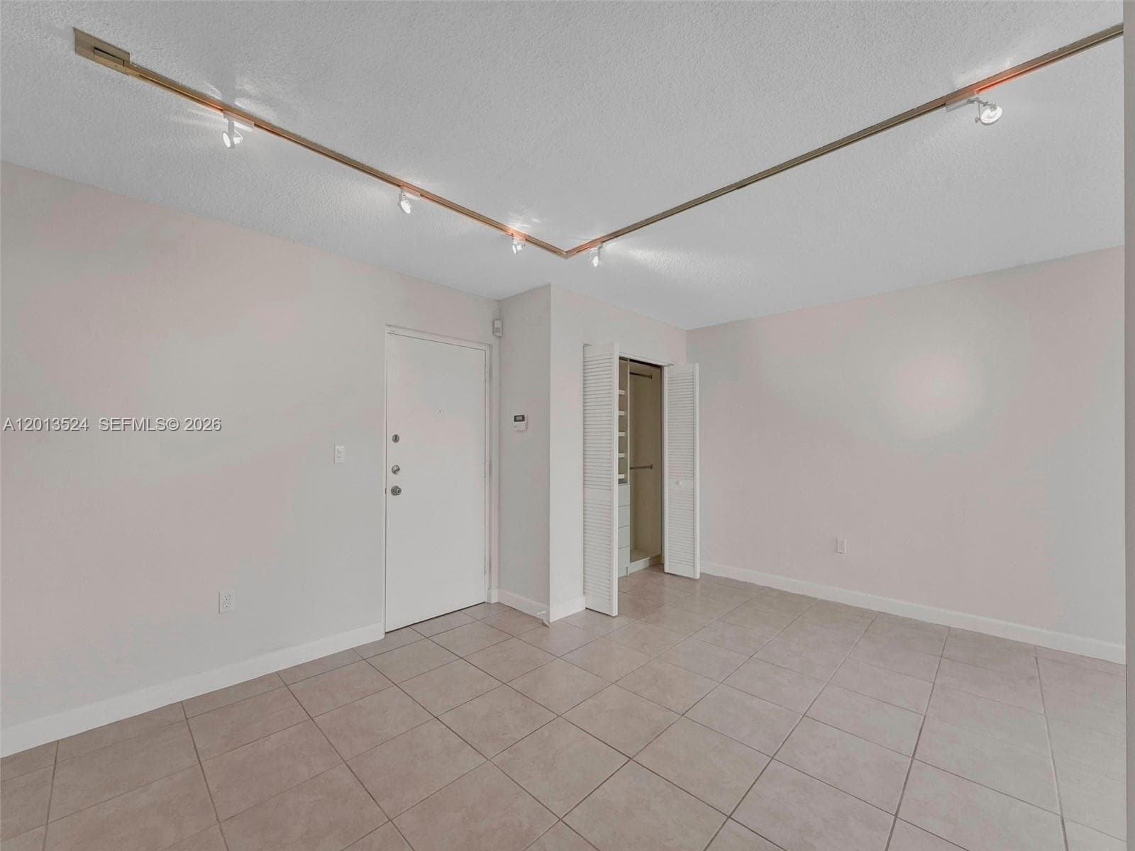 9420 W Flagler St # 312, Miami FL 33174 — 9