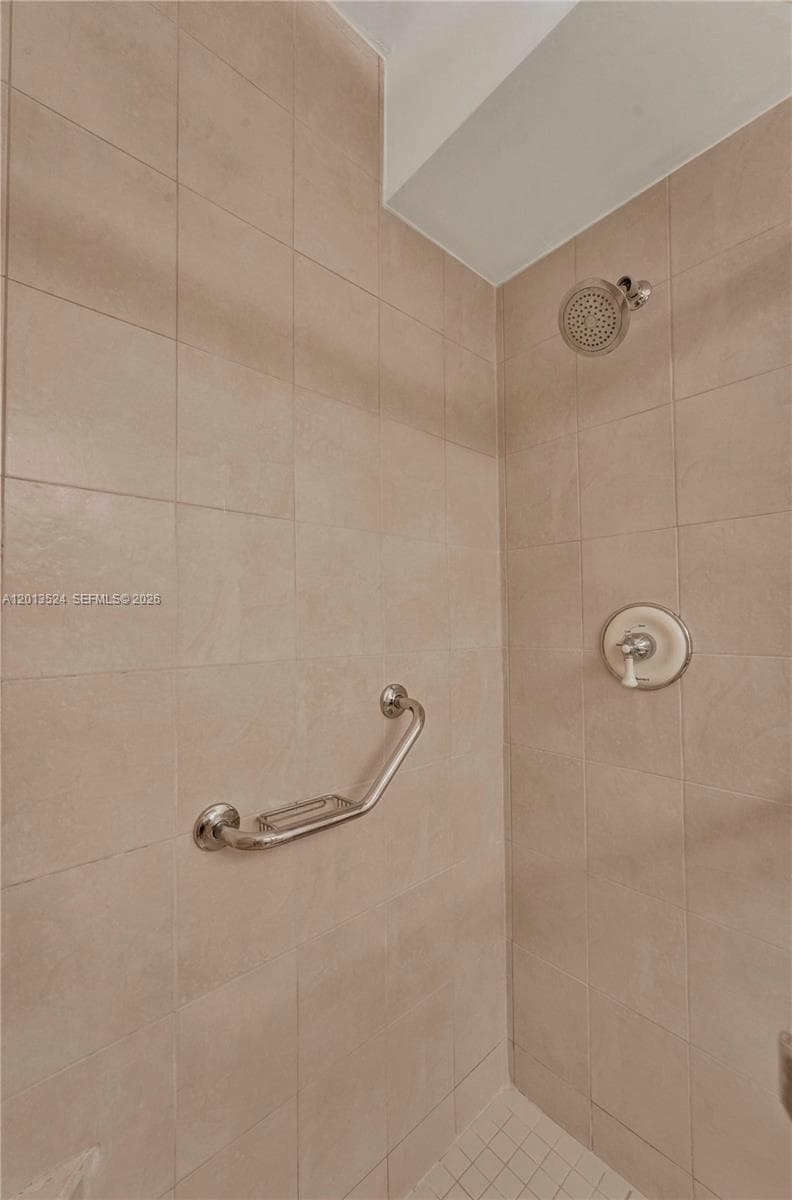 9420 W Flagler St # 312, Miami FL 33174 — 14