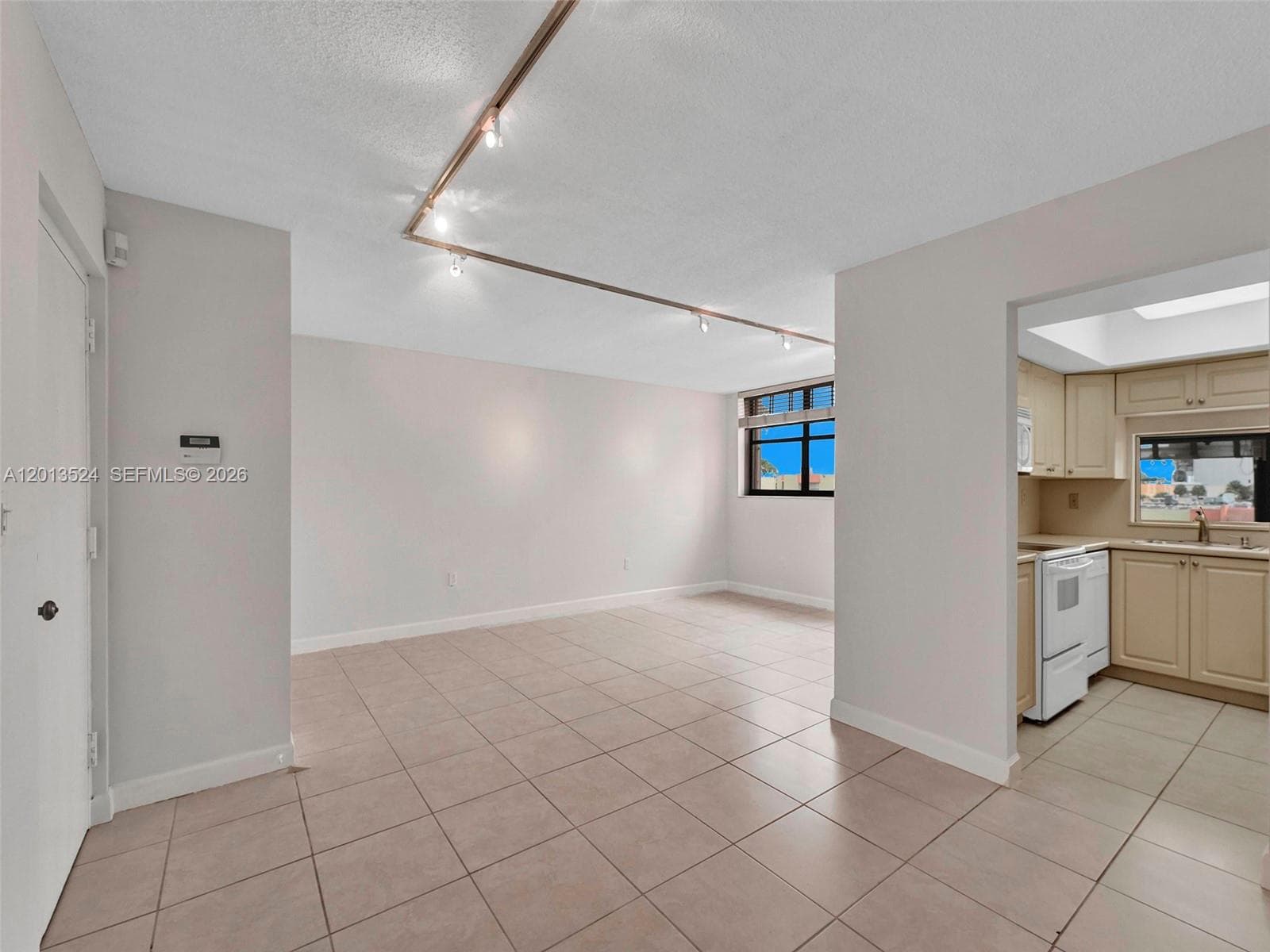 9420 W Flagler St # 312, Miami FL 33174 — 4