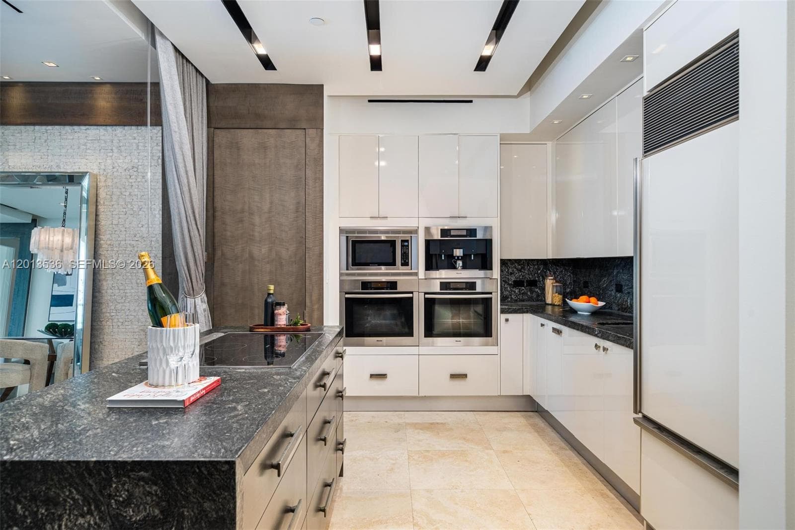 6799 Collins Ave # 205, Miami Beach FL 33141 — 11