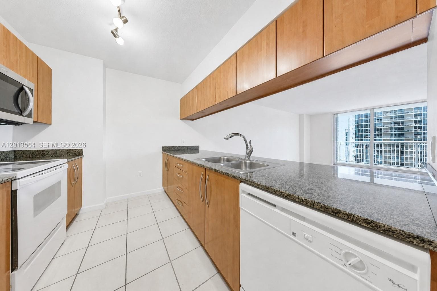 1200 Brickell Bay Dr # 3122, Miami FL 33131 — 5