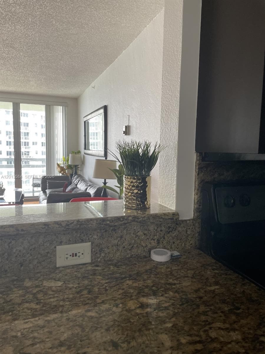 1500 Bay Rd # 1142S, Miami Beach FL 33139 — 3