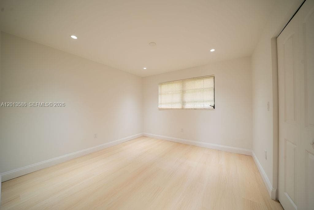 1550 S Greenway Dr, Coral Gables FL 33134 — 17
