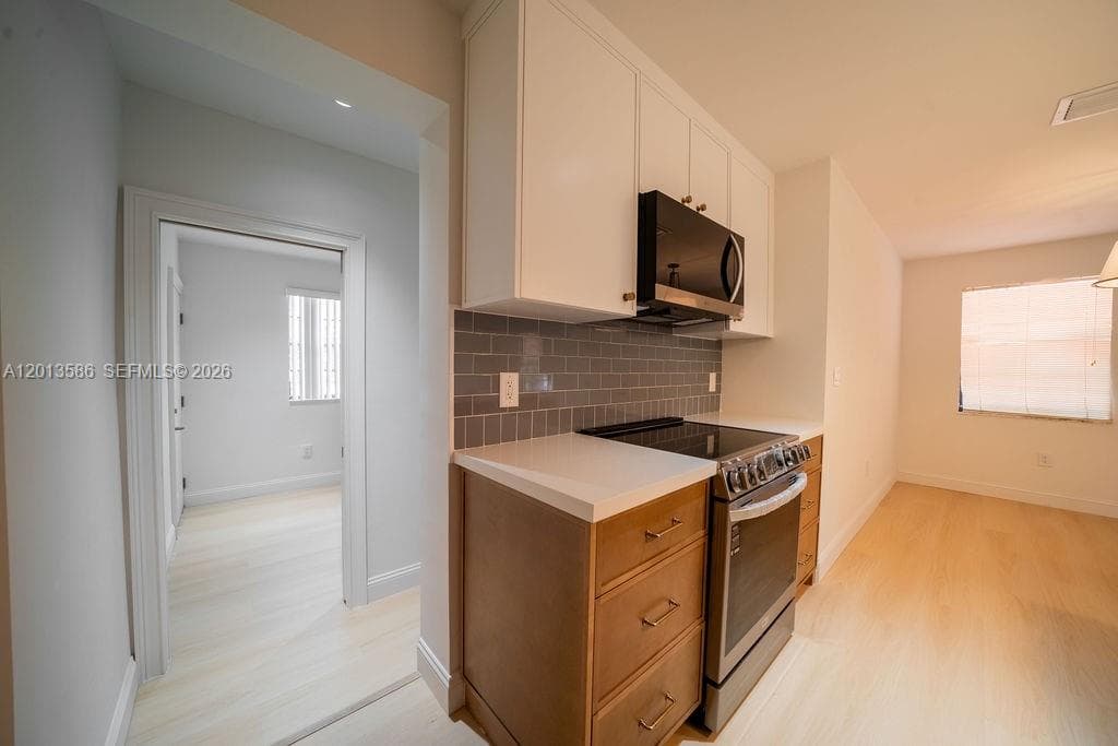1550 S Greenway Dr, Coral Gables FL 33134 — 12