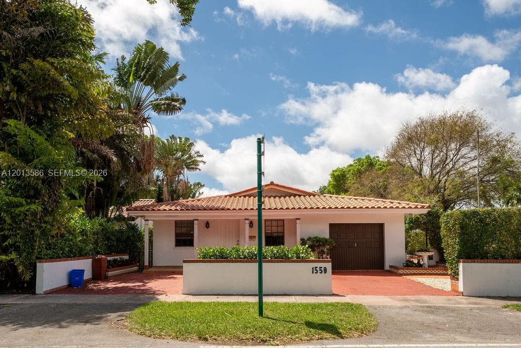 1550 S Greenway Dr, Coral Gables FL 33134 — 66