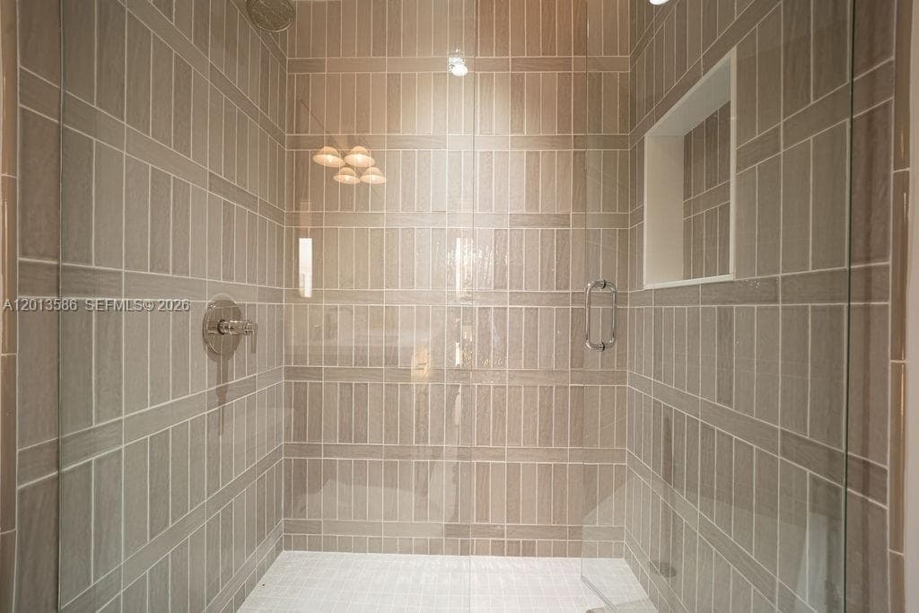 1550 S Greenway Dr, Coral Gables FL 33134 — 36