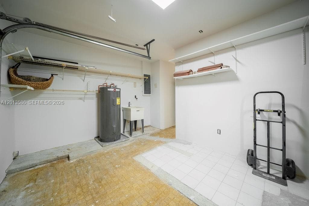 1550 S Greenway Dr, Coral Gables FL 33134 — 48
