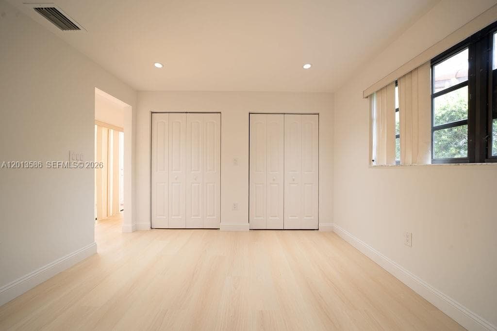 1550 S Greenway Dr, Coral Gables FL 33134 — 39