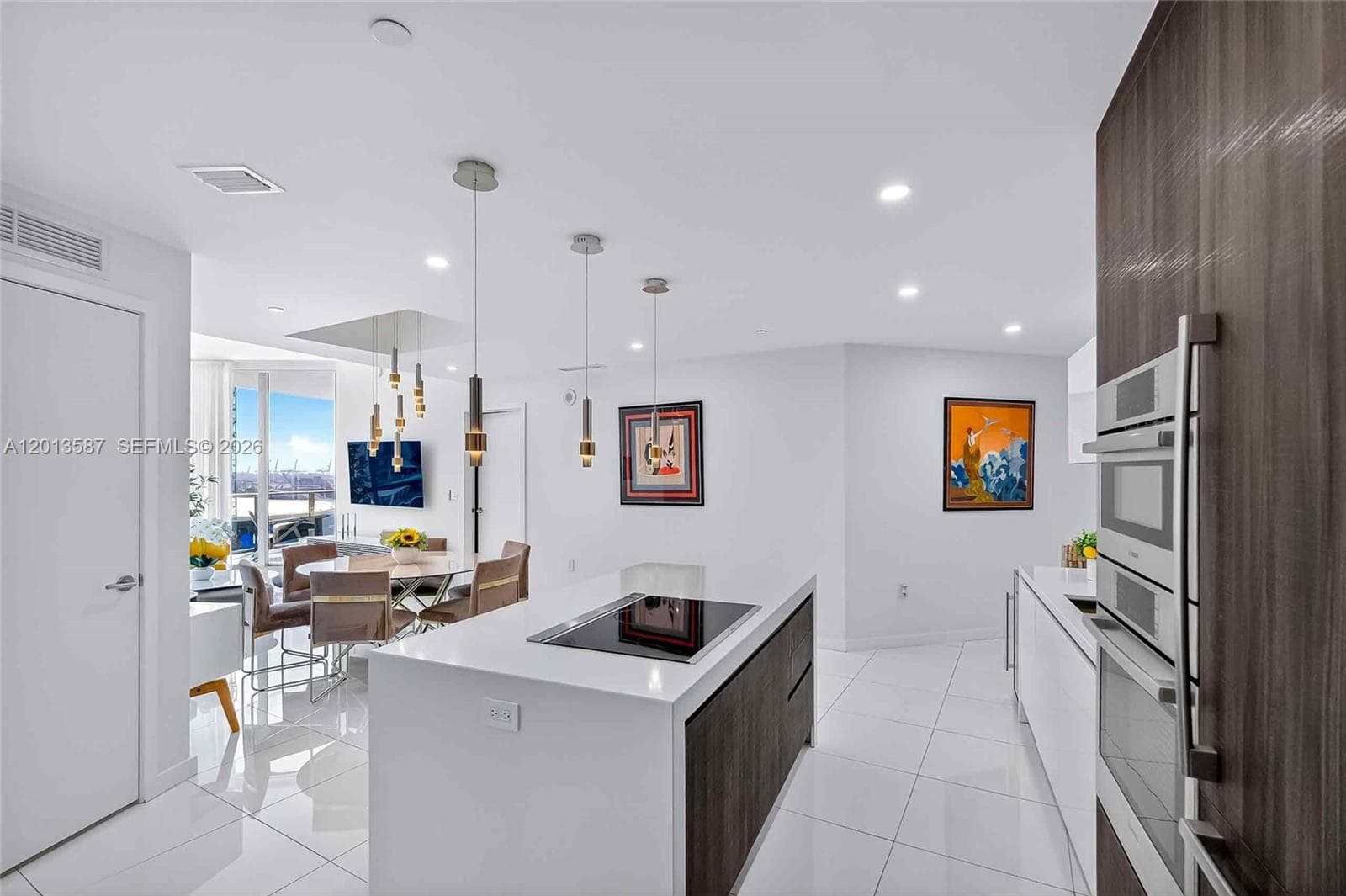 851 NE 1st Ave # 1603, Miami FL 33132 — 2