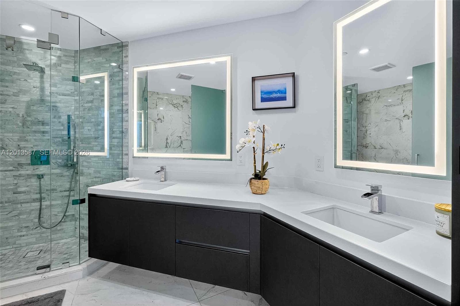 851 NE 1st Ave # 1603, Miami FL 33132 — 11