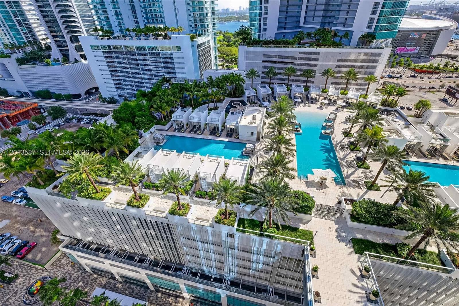 851 NE 1st Ave # 1603, Miami FL 33132 — 29