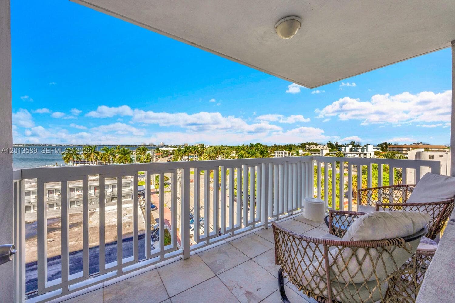 2016 Bay Dr # 604, Miami Beach FL 33141 — 2