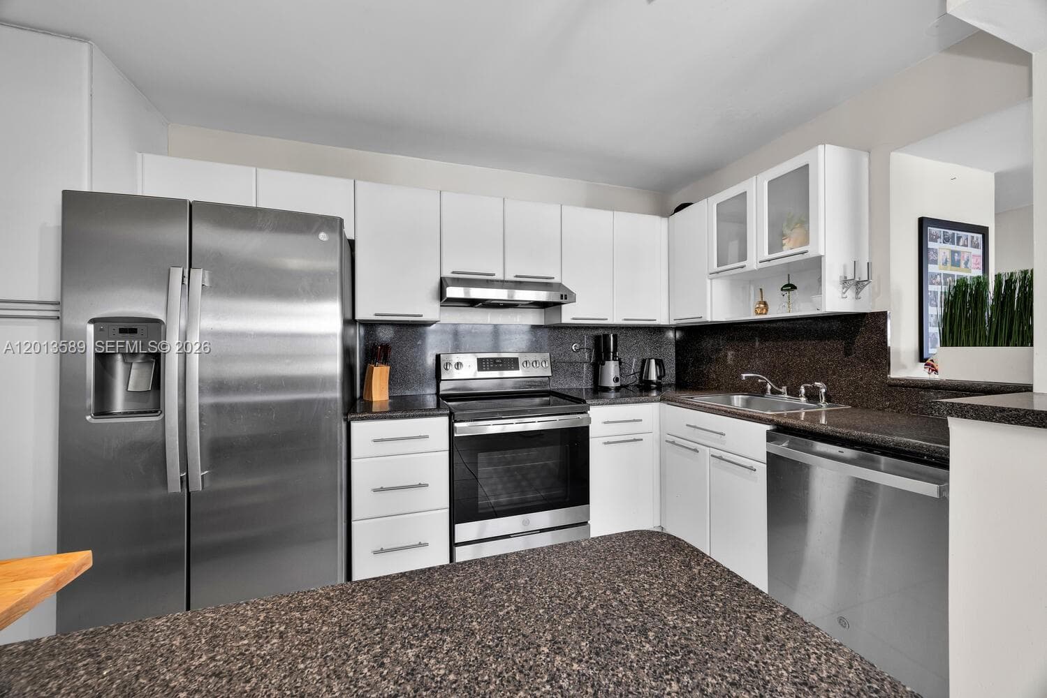 2016 Bay Dr # 604, Miami Beach FL 33141 — 13
