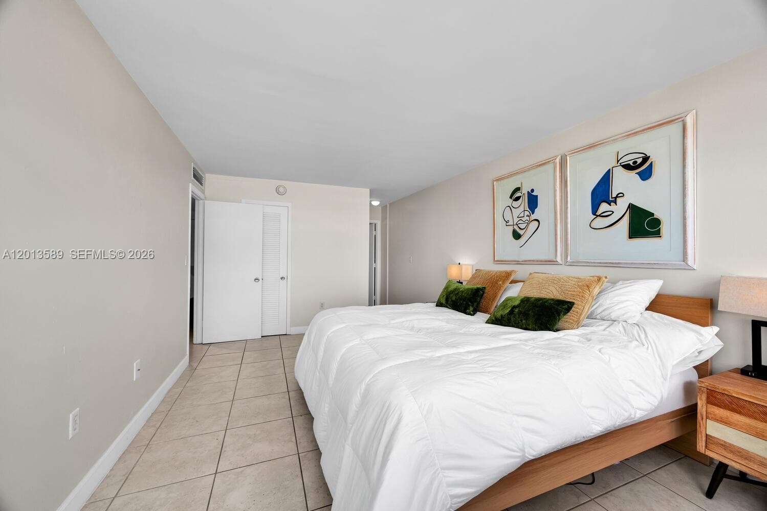 2016 Bay Dr # 604, Miami Beach FL 33141 — 15