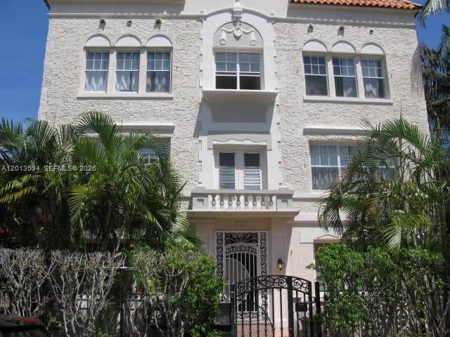 1611 Michigan Ave # 13, Miami Beach FL 33139 — 22