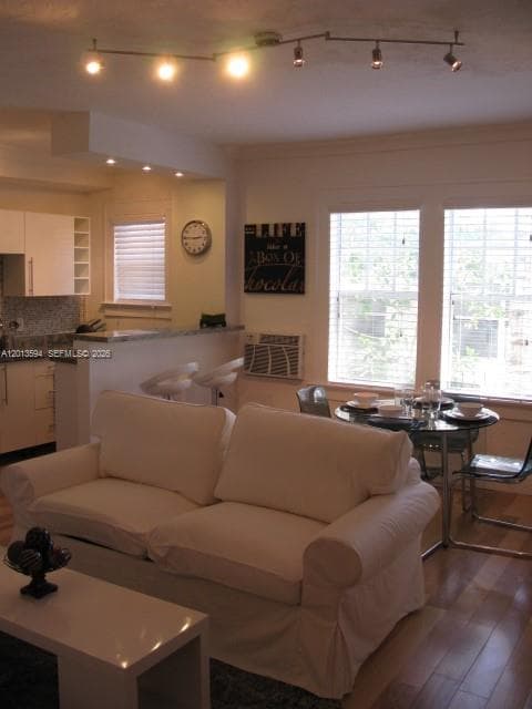 1611 Michigan Ave # 13, Miami Beach FL 33139 — 3