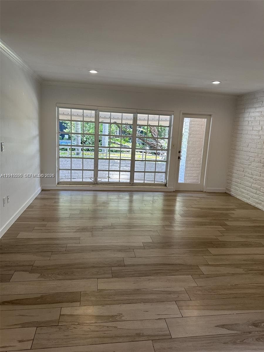 Villas Of Park Drive Cond, Bal Harbour, FL — 2
