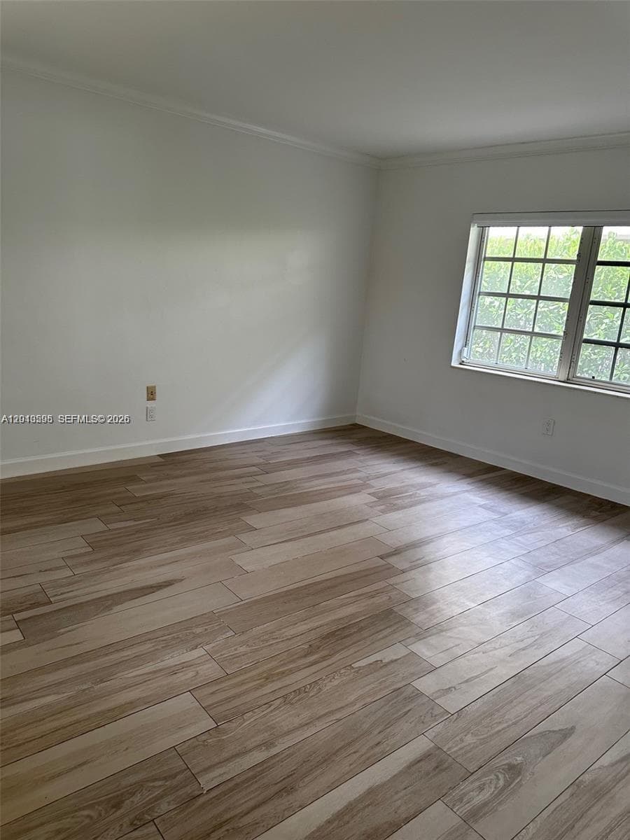 Villas Of Park Drive Cond, Bal Harbour, FL — 7