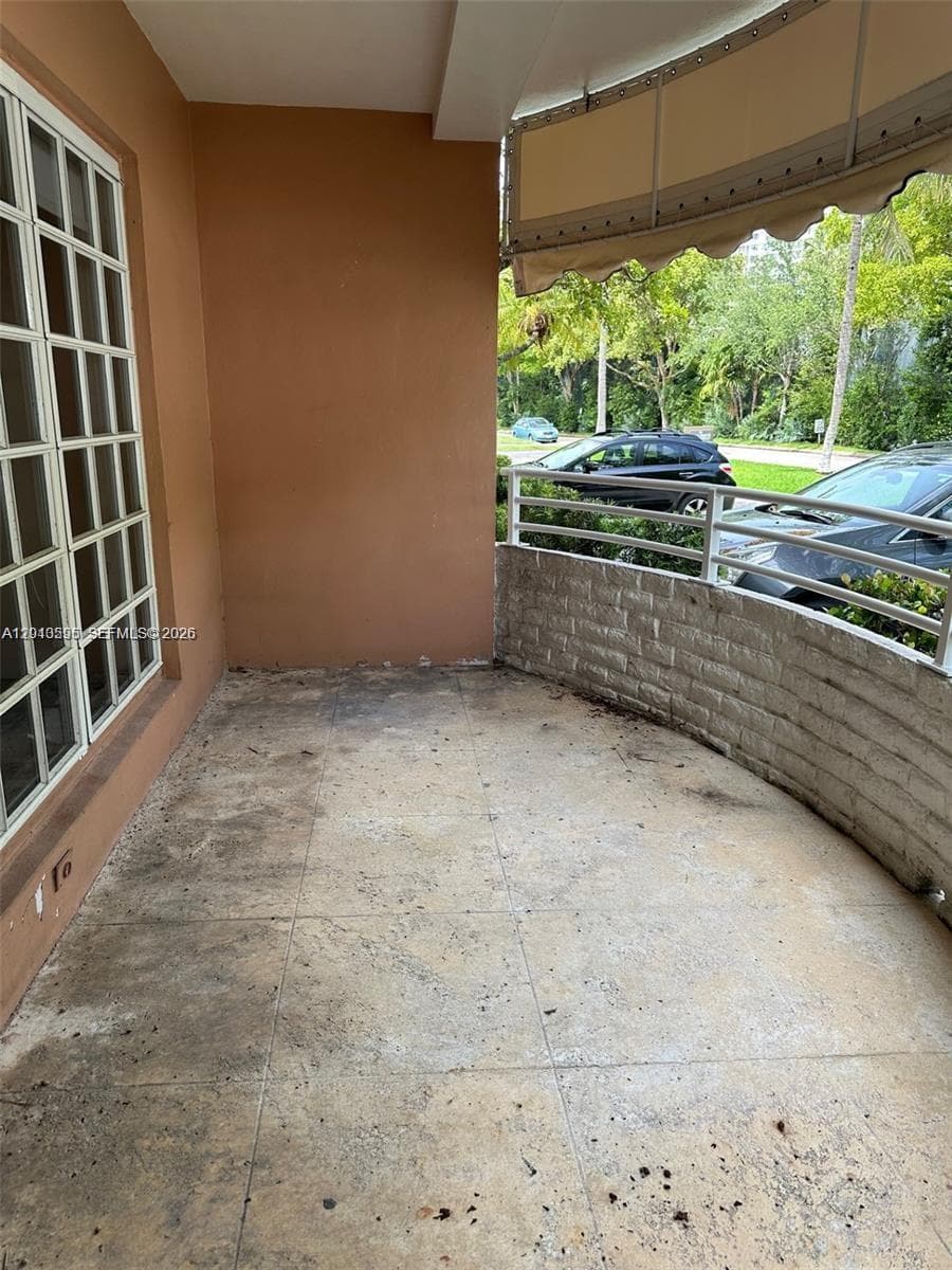Villas Of Park Drive Cond, Bal Harbour, FL — 15