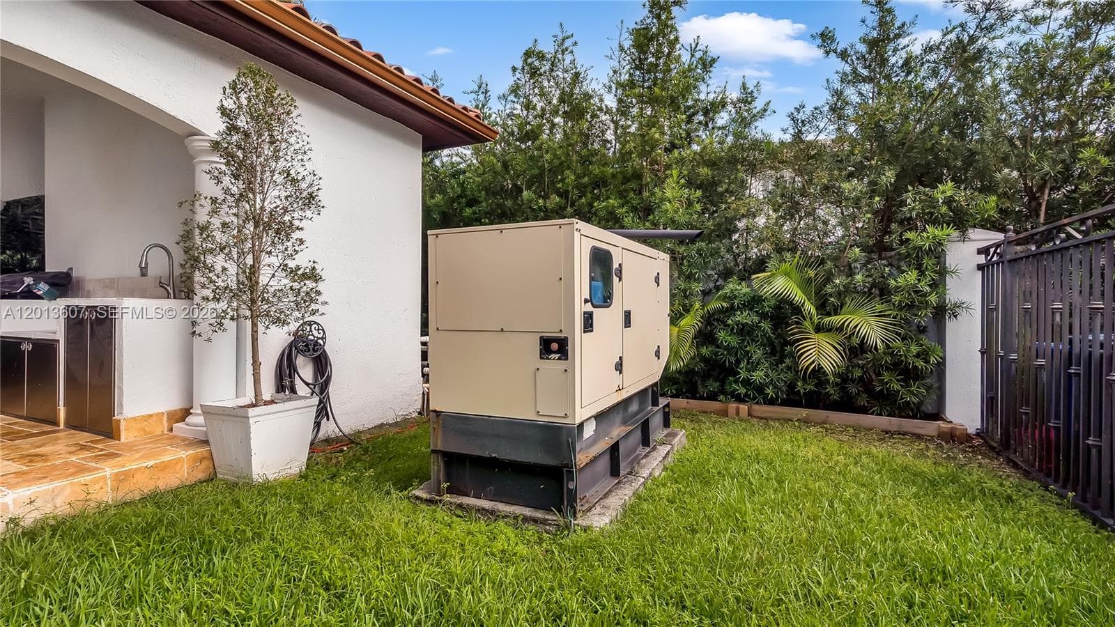 16763 NW 77th Path, Miami Lakes FL 33016 — 53