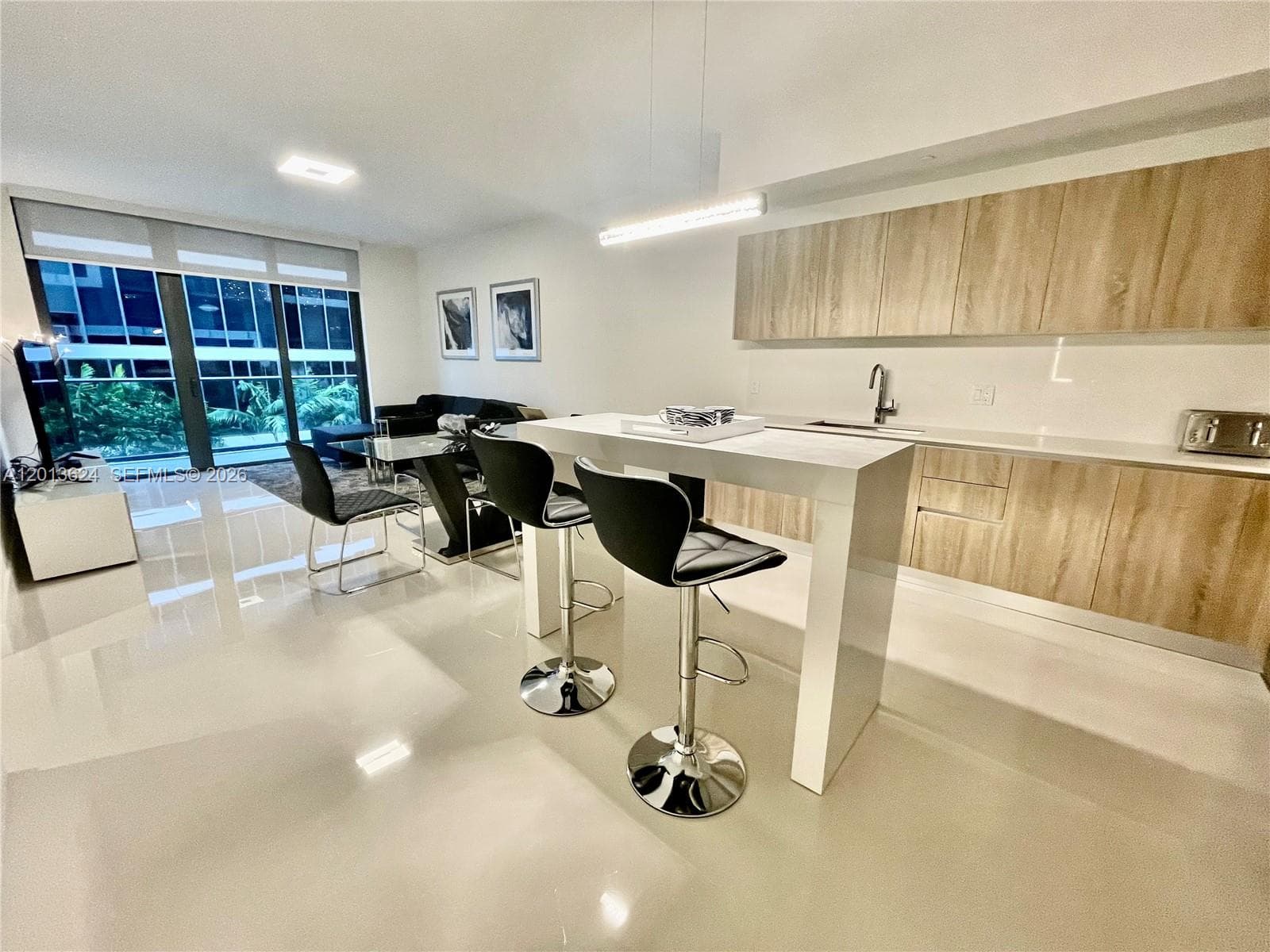 2960 NE 207th # 707, Aventura FL 33180 — 15