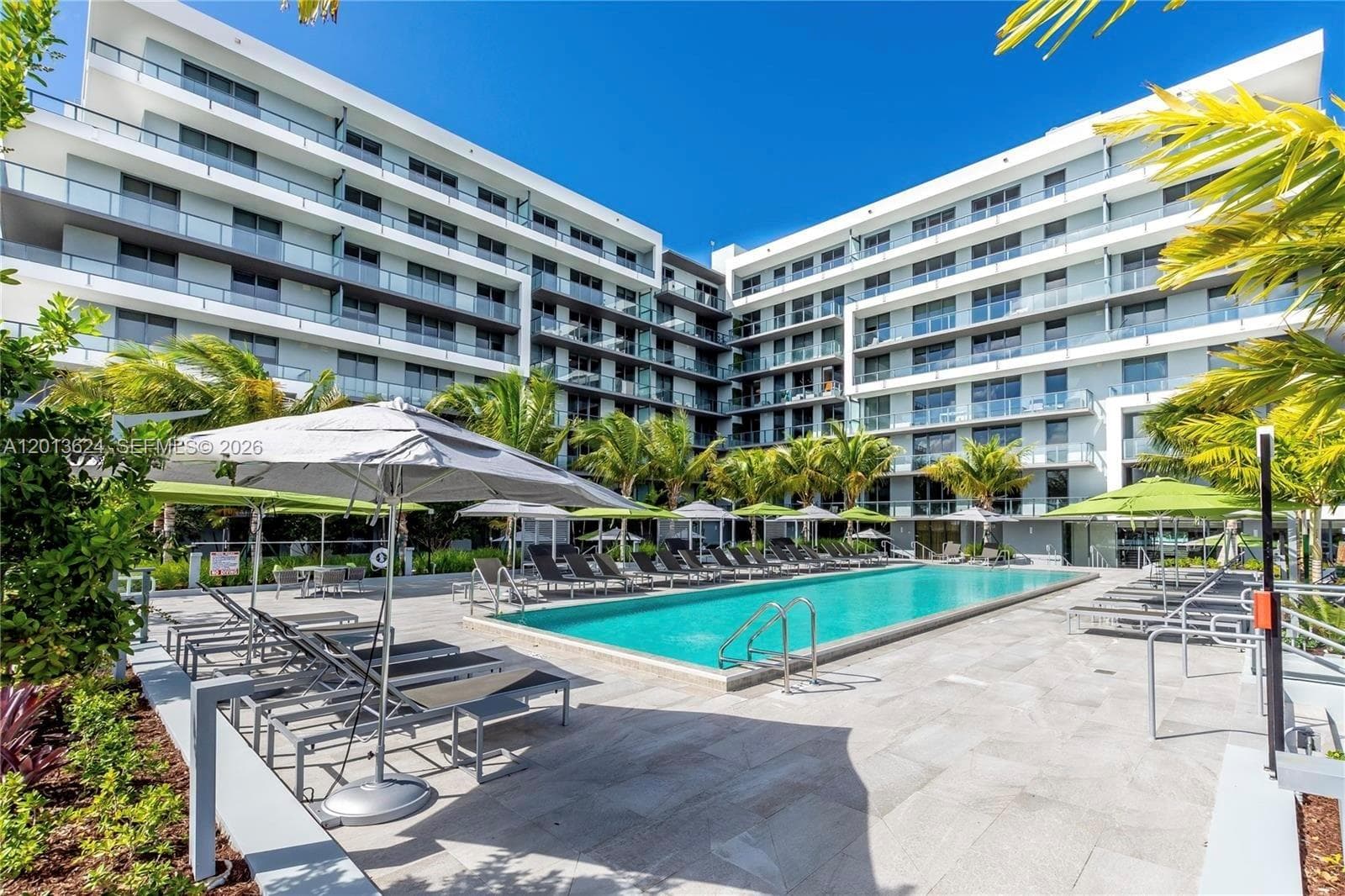 2960 NE 207th # 707, Aventura FL 33180 — 11