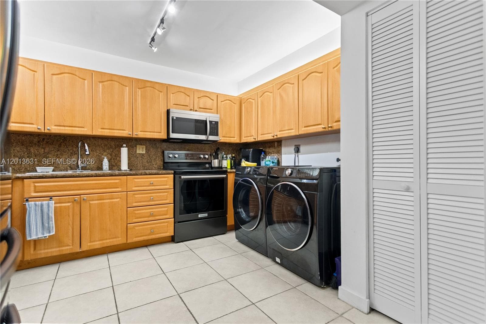 101 Ocean Lane Dr # 209, Key Biscayne FL 33149 — 13