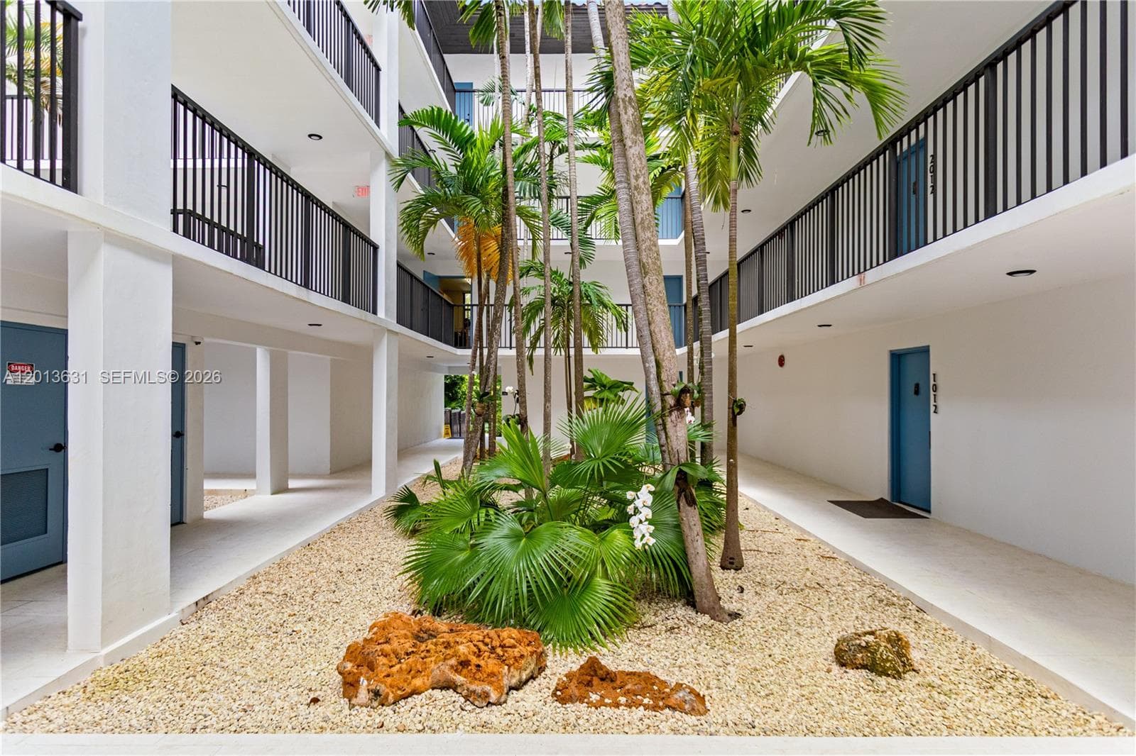 101 Ocean Lane Dr # 209, Key Biscayne FL 33149 — 49