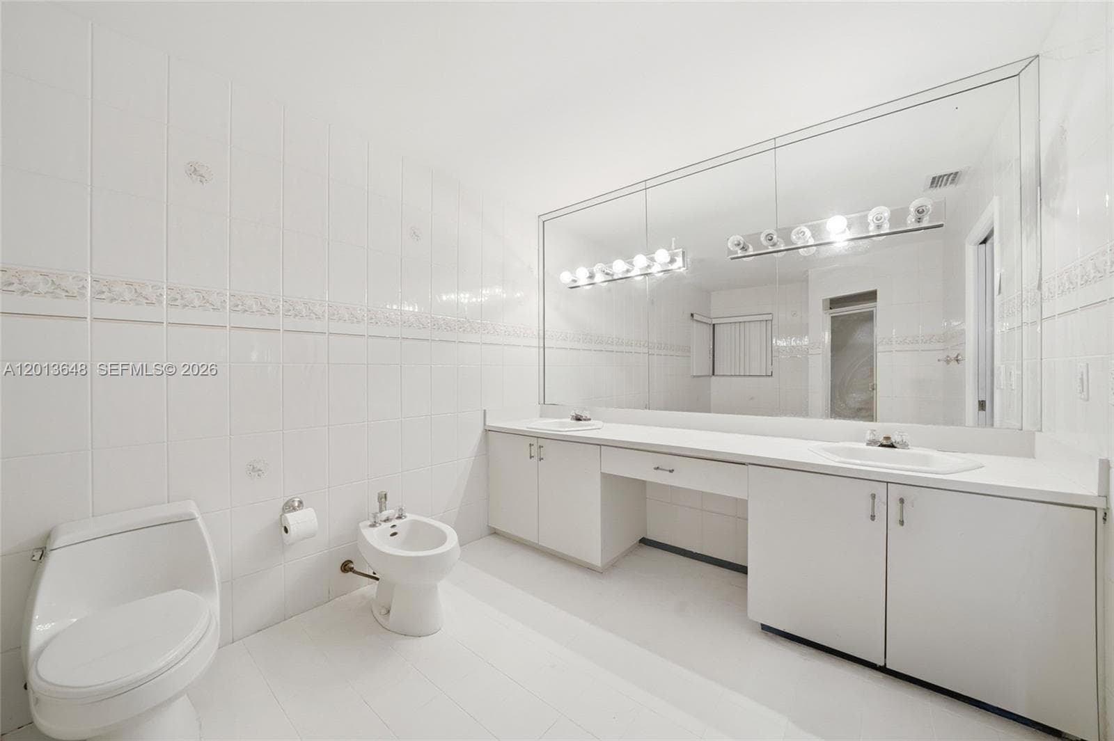 15130 SW 164th Ter, Miami FL 33187 — 25