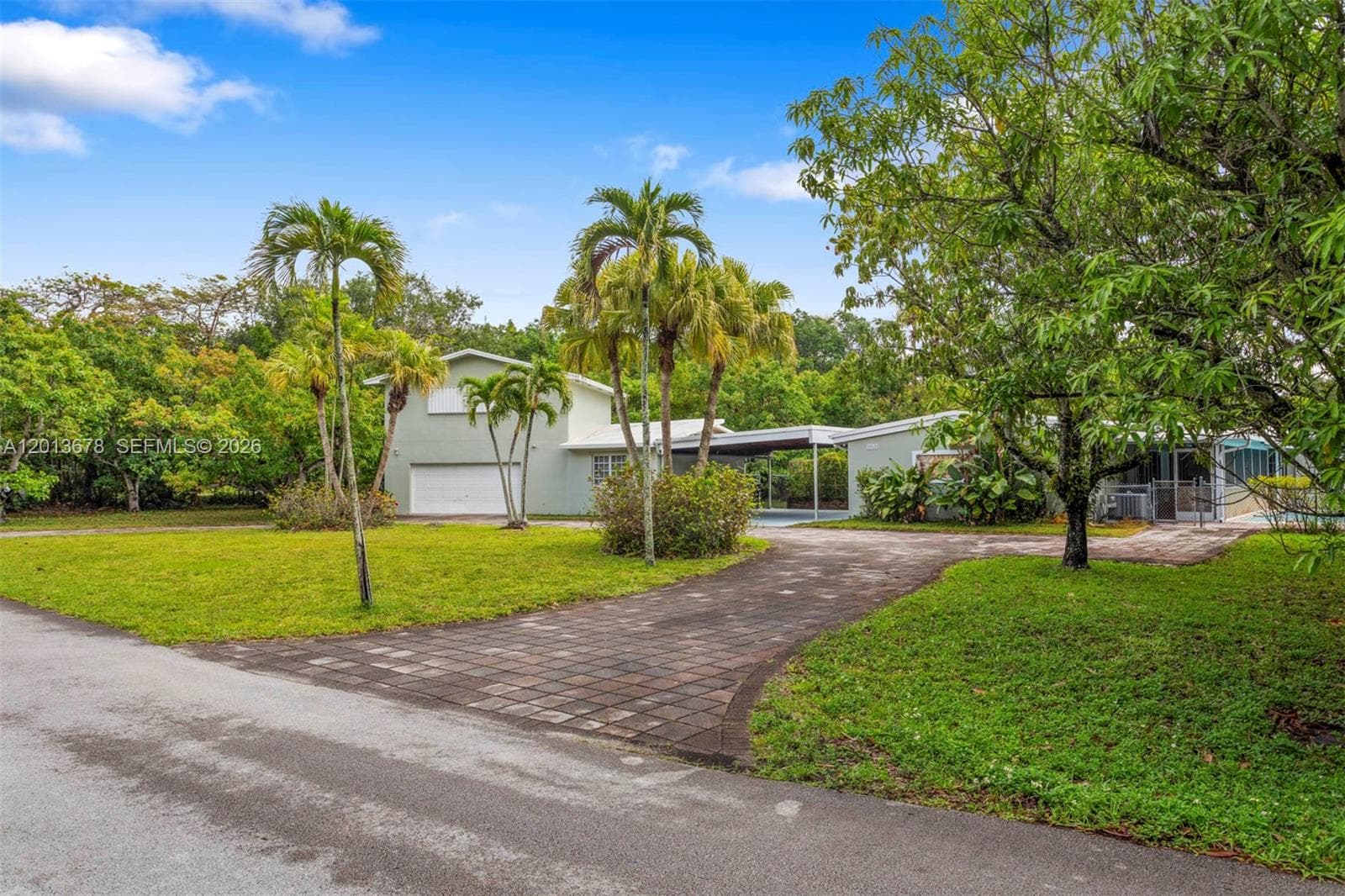 10851 SW 68th Ave, Pinecrest FL 33156 — 2