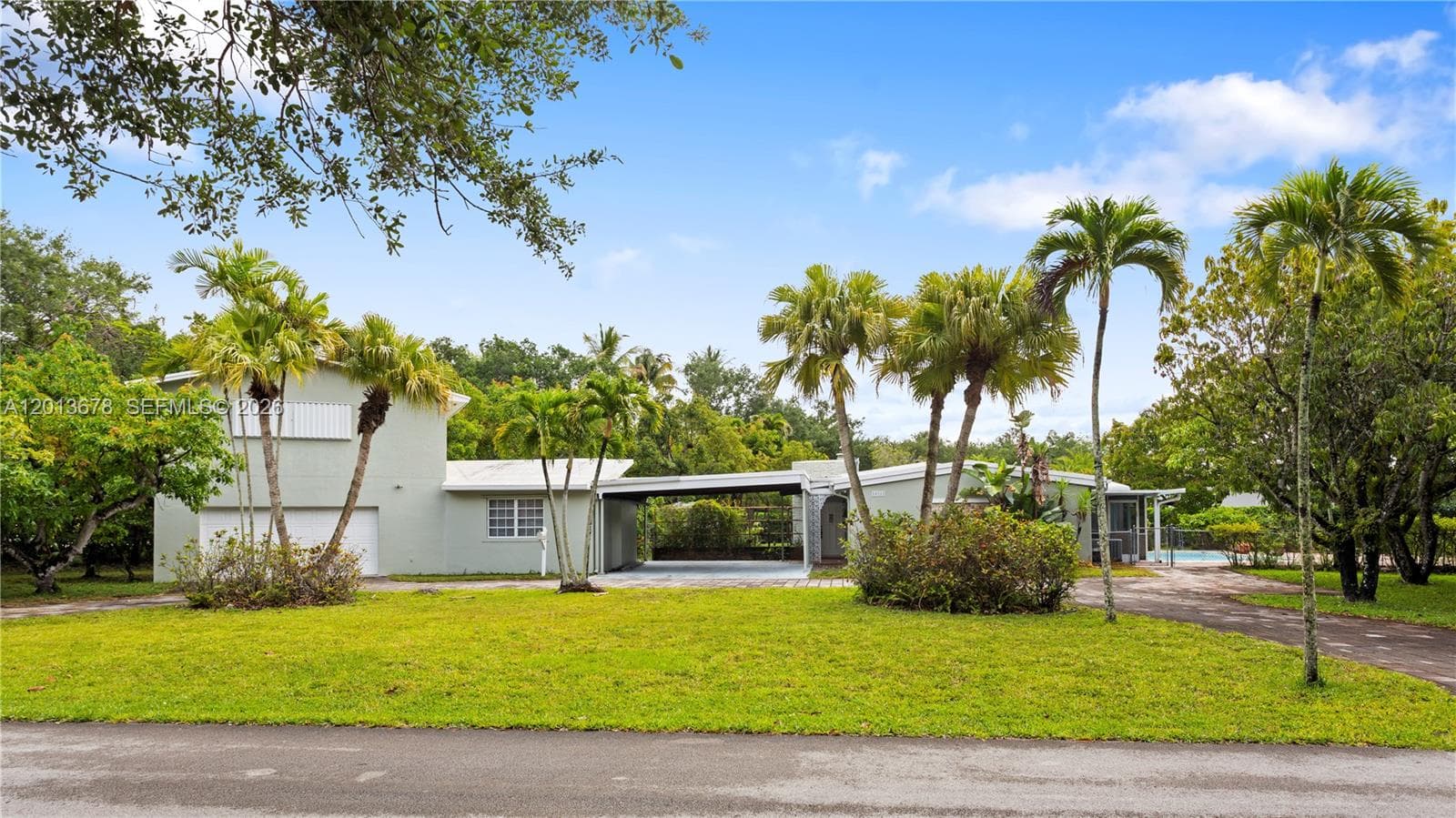 10851 SW 68th Ave, Pinecrest FL 33156 — 1