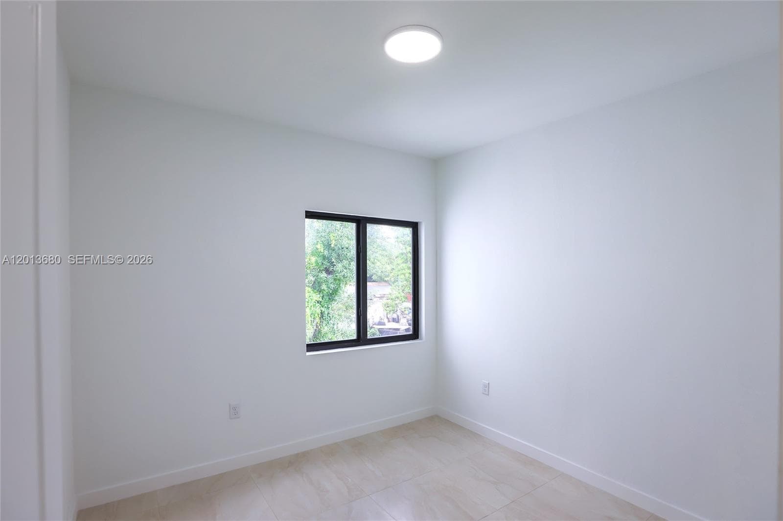 2967 NW 59 St, Miami FL 33142 — 12