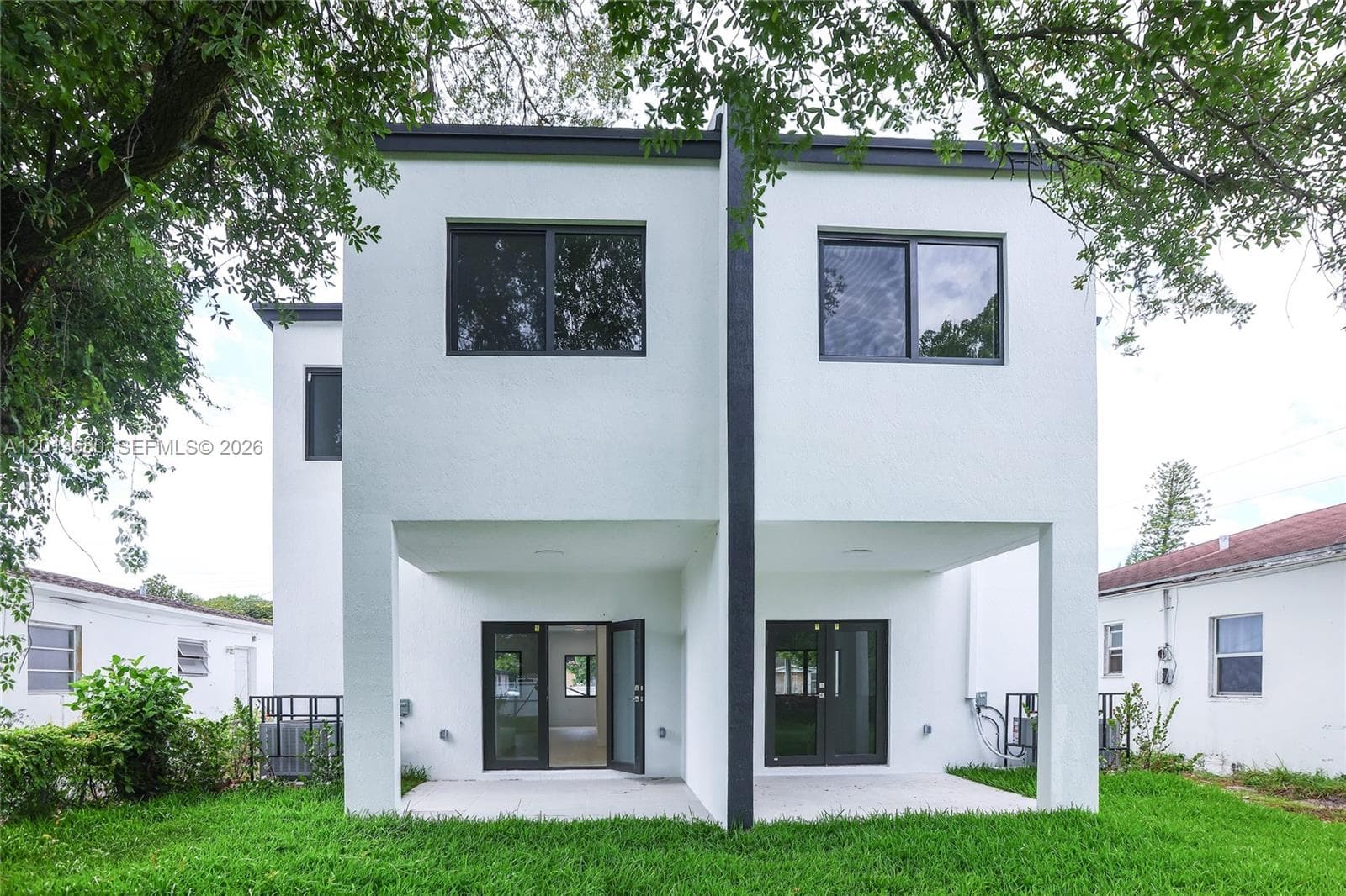 2967 NW 59 St, Miami FL 33142 — 15
