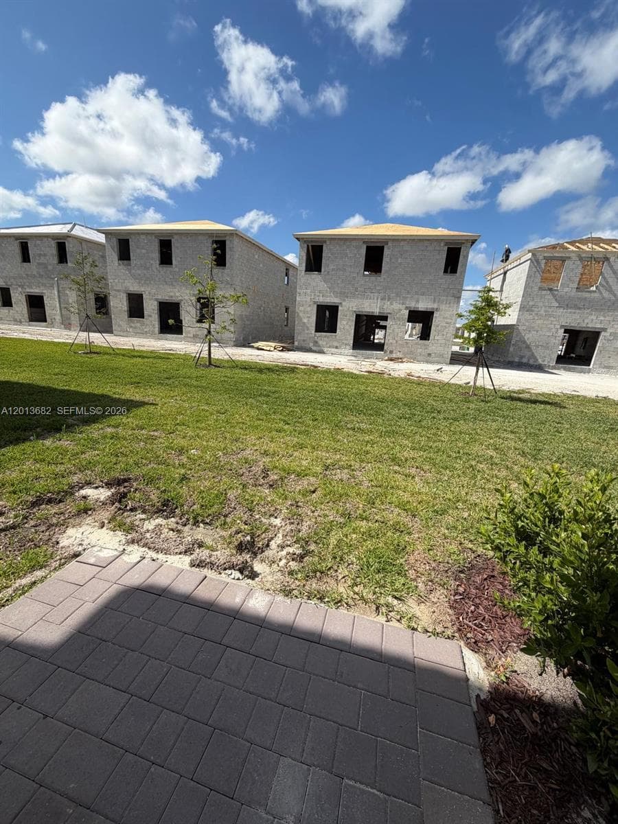 2740 SE 24th Ct # 2740, Homestead FL 33035 — 34