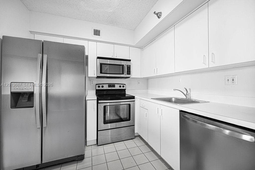 3300 NE 191st St, Aventura FL 33180 — 27