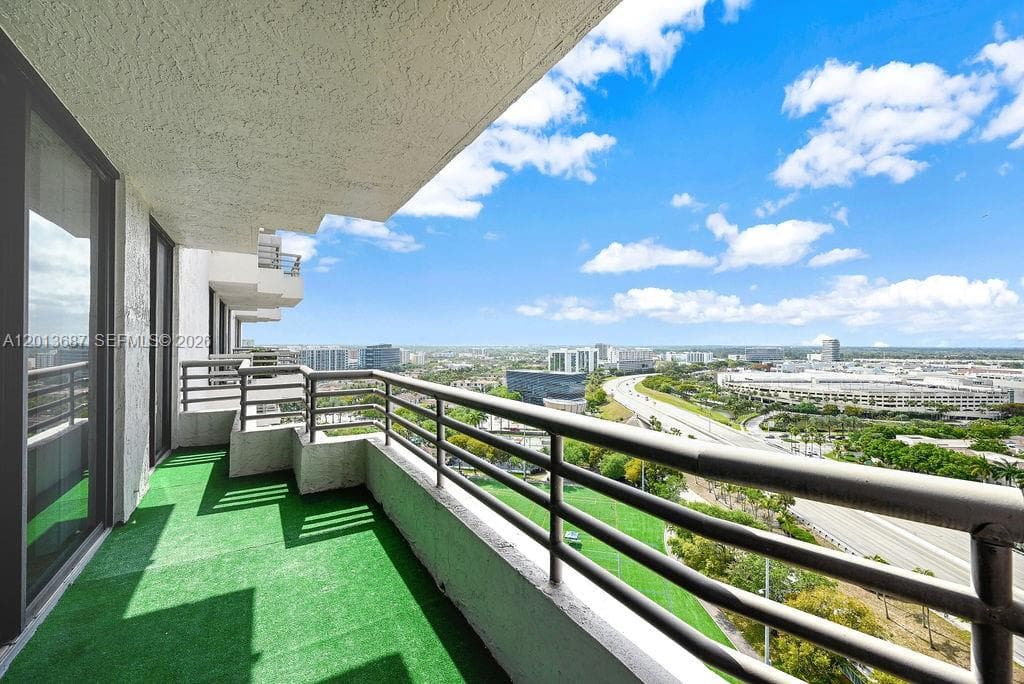 3300 NE 191st St, Aventura FL 33180 — 31