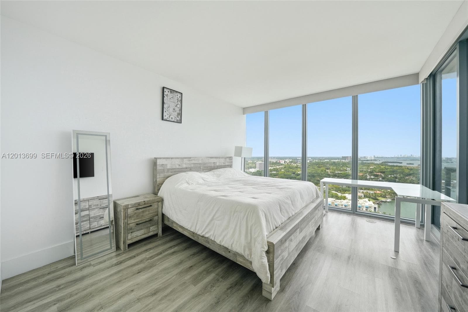 601 NE 36th St # 2707, Miami FL 33137 — 13