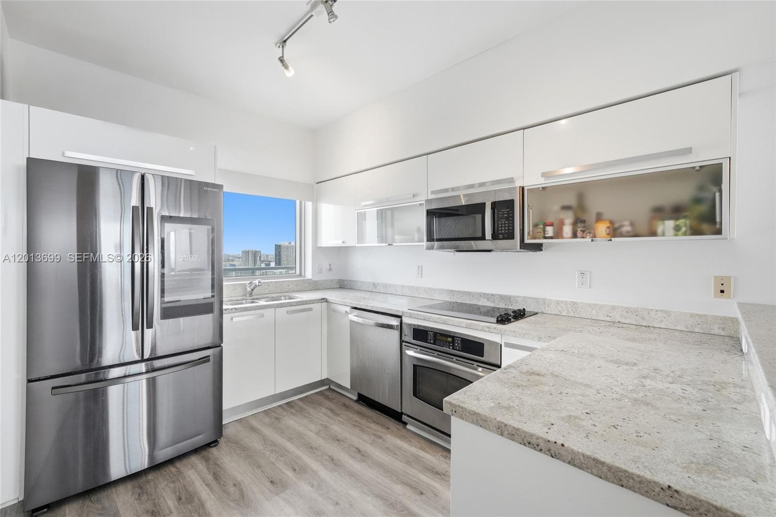 601 NE 36th St # 2707, Miami FL 33137 — 10