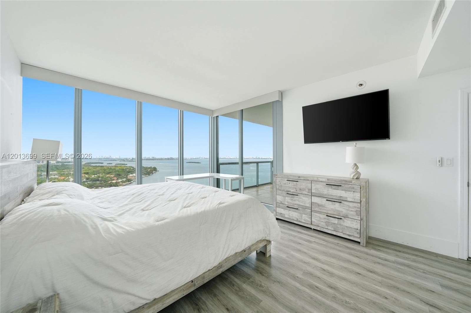 601 NE 36th St # 2707, Miami FL 33137 — 14