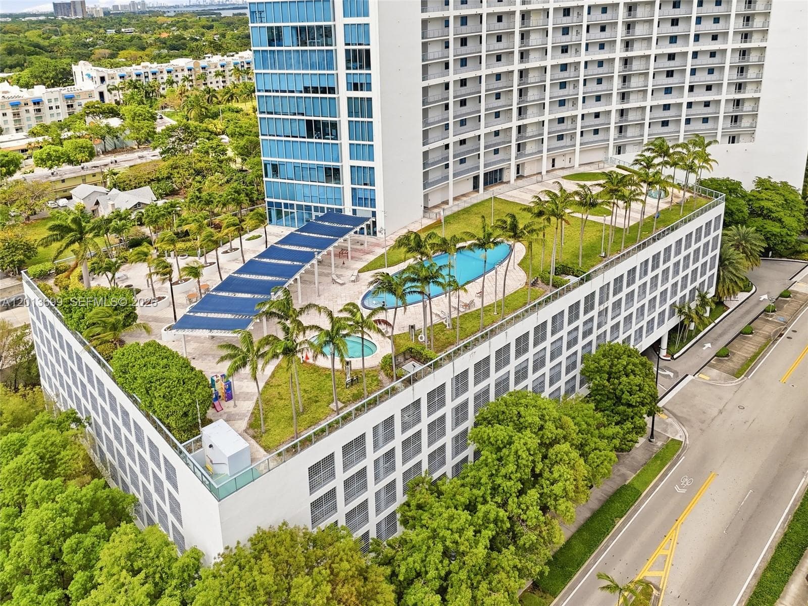 601 NE 36th St # 2707, Miami FL 33137 — 31