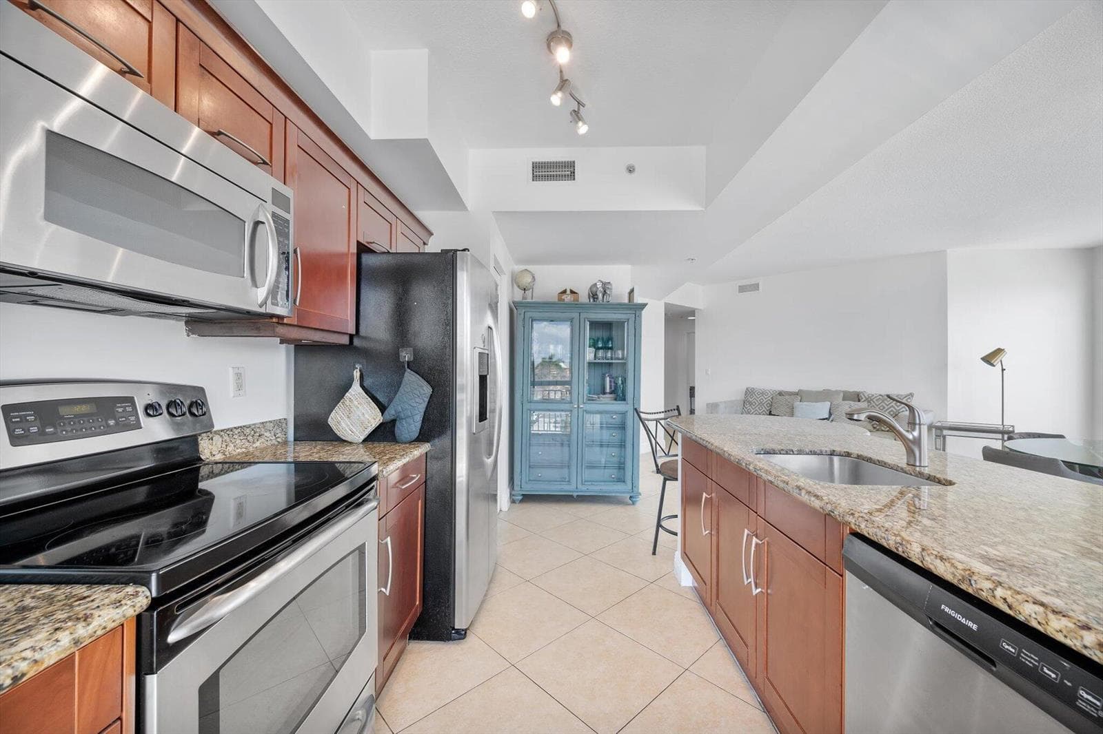 7270 SW 88th Street # B203, Miami FL 33156 — 6