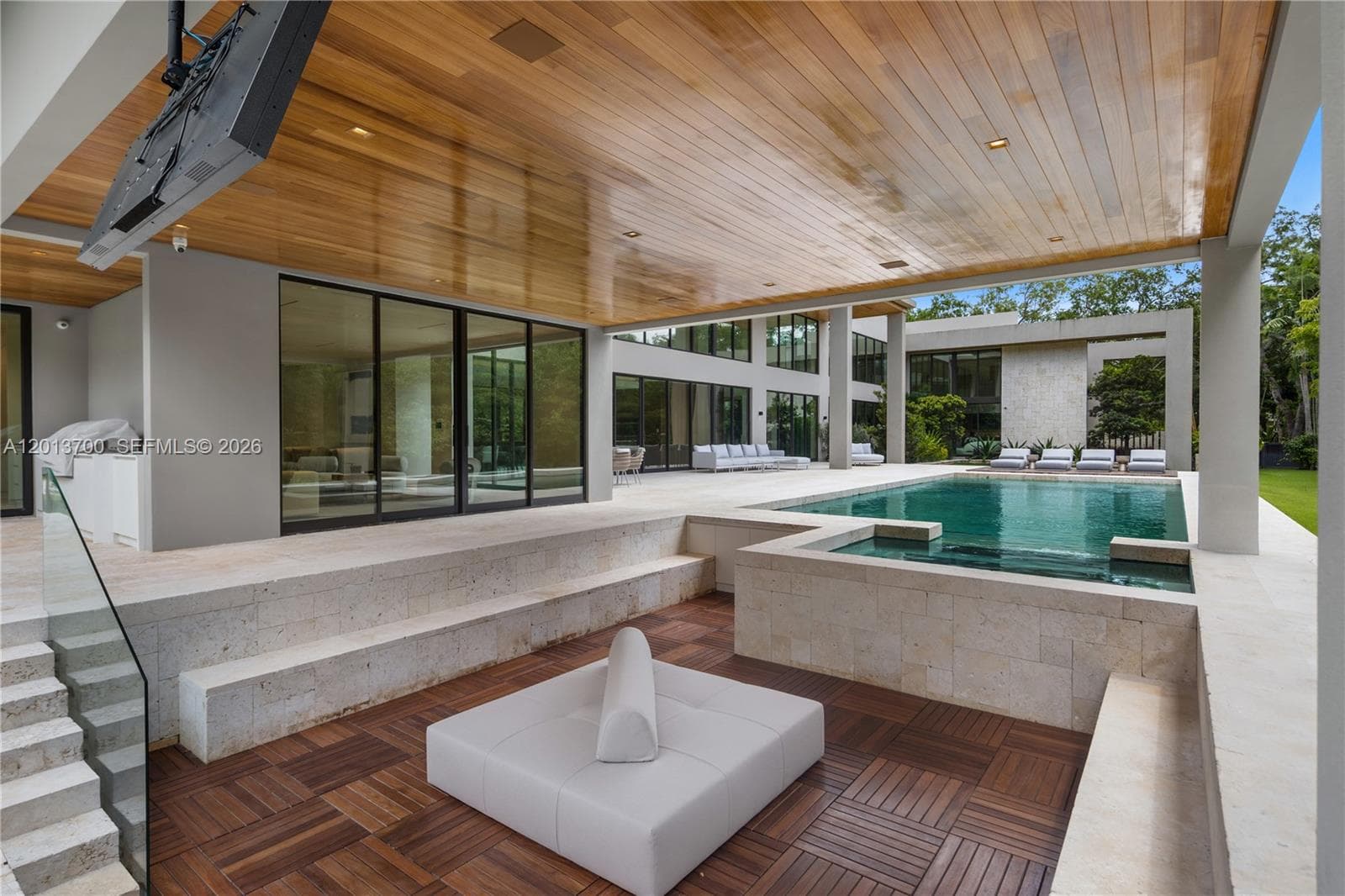 6701 SW 101st St, Pinecrest FL 33156 — 10