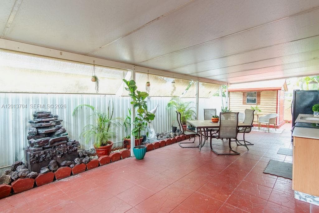 7411 W 33rd Ave, Hialeah FL 33018 — 17