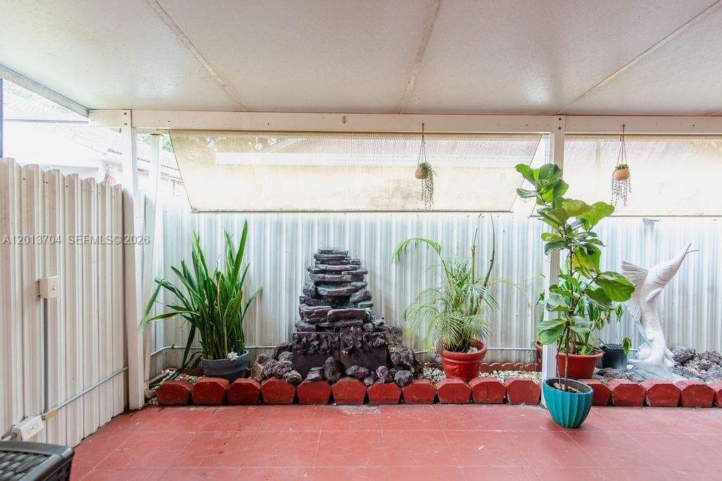 7411 W 33rd Ave, Hialeah FL 33018 — 18