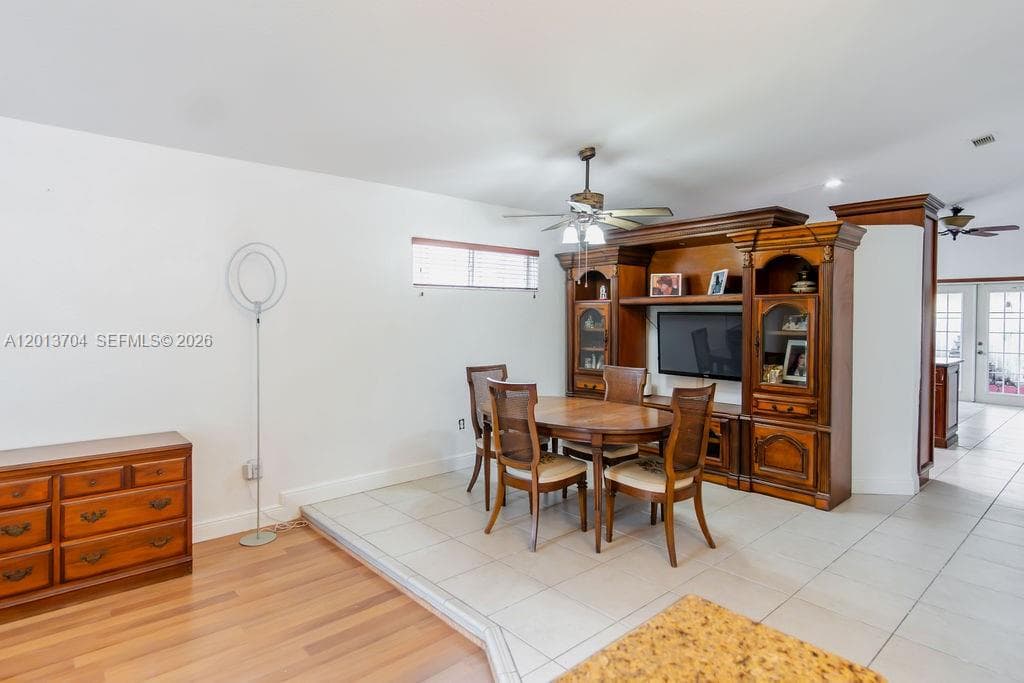 7411 W 33rd Ave, Hialeah FL 33018 — 39